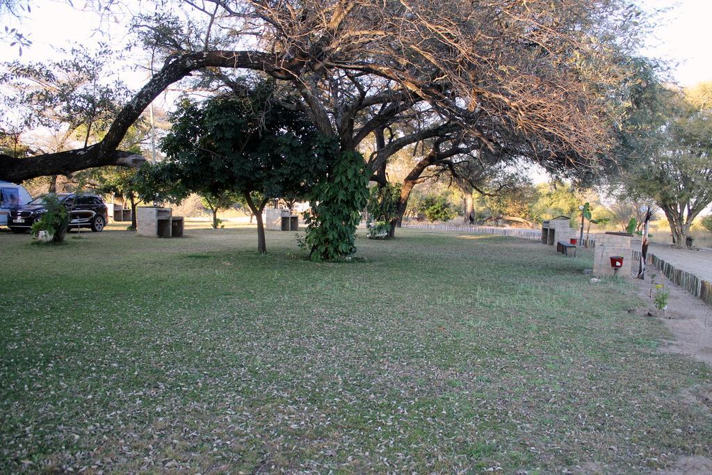 Camp Hogo Kavango Rundu Kültér fotó