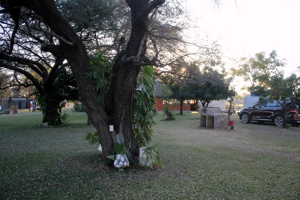 Camp Hogo Kavango Rundu Kültér fotó